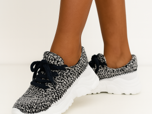 6Chi Crochet Handmade Sneakers