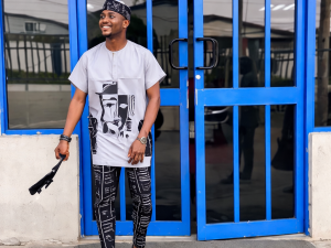 men’s patterned traditional outfit